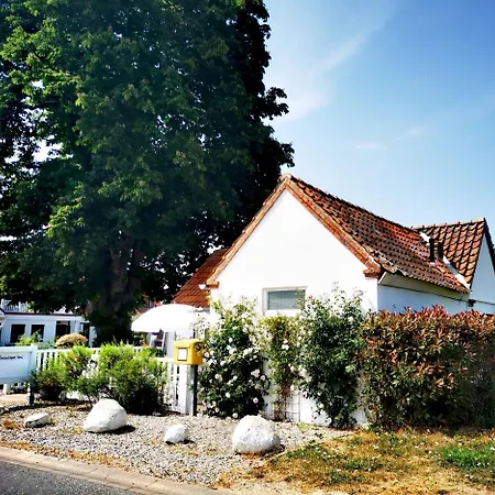 Ferienbungalow Kastanie شقة بولتينهاجين