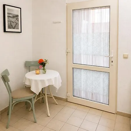 Ferienbungalow Kastanie Apartment Boltenhagen