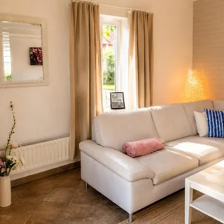 Ferienbungalow Kastanie * Boltenhagen